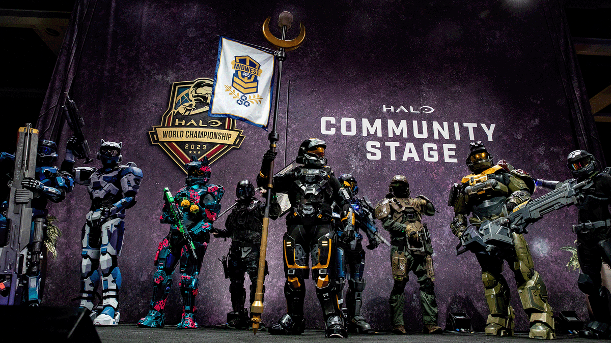 Halo's tweet photo. With #HaloWC 2024 just around the corner, it's time to gather, celebrate, and immerse yourself in the ultimate Halo fan experience! 

Secure your tickets now for: 

🎭 cosplay contest 
📣 343 Dev Panels 
🎉 giveaways 
🫡 and so much more! 

🏆️ https://t.co/Z8CE7cbTBK https://t.co/dWU5C5upYy