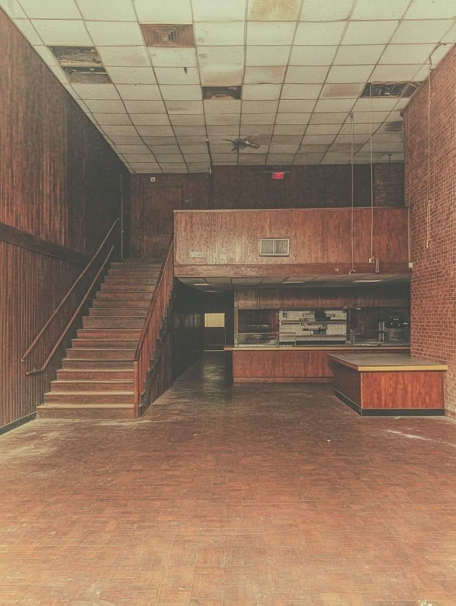 HeatherIsUnsane's tweet image. How long could you stay in this room before you completely lost your mind?