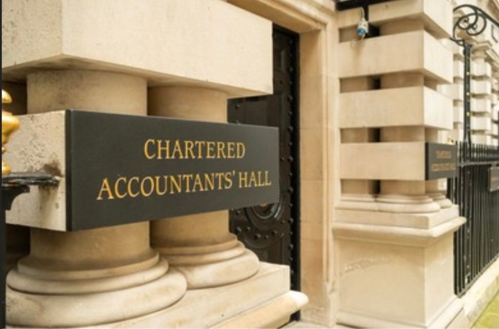 Chartered Accountants' Hall in Moorgate is open Saturday 14th and Sunday 15th for tours. Grade II* listed 19th century building with 20th Great Hall. I'll be there doing some of the Saturday tours.  So do come along. EC2R 6EA @icaew