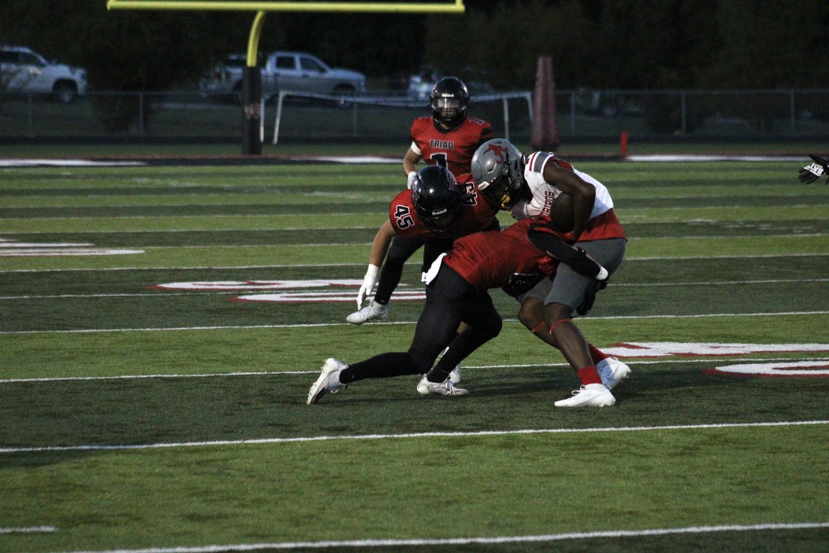 Anthony Jones (@anthony618jones) on Twitter photo Final: Triad(3-0) 43-25 Alton(0-3)
<a href="/triadknights_fb/">Triad Knights Football</a> improves to 3-0 headed into Mississippi Valley Conference play. The Knights open league action at home against Waterloo next Friday. Final: Triad(3-0) 43-25 Alton(0-3)
<a href="/triadknights_fb/">Triad Knights Football</a> improves to 3-0 headed into Mississippi Valley Conference play. The Knights open league action at home against Waterloo next Friday.