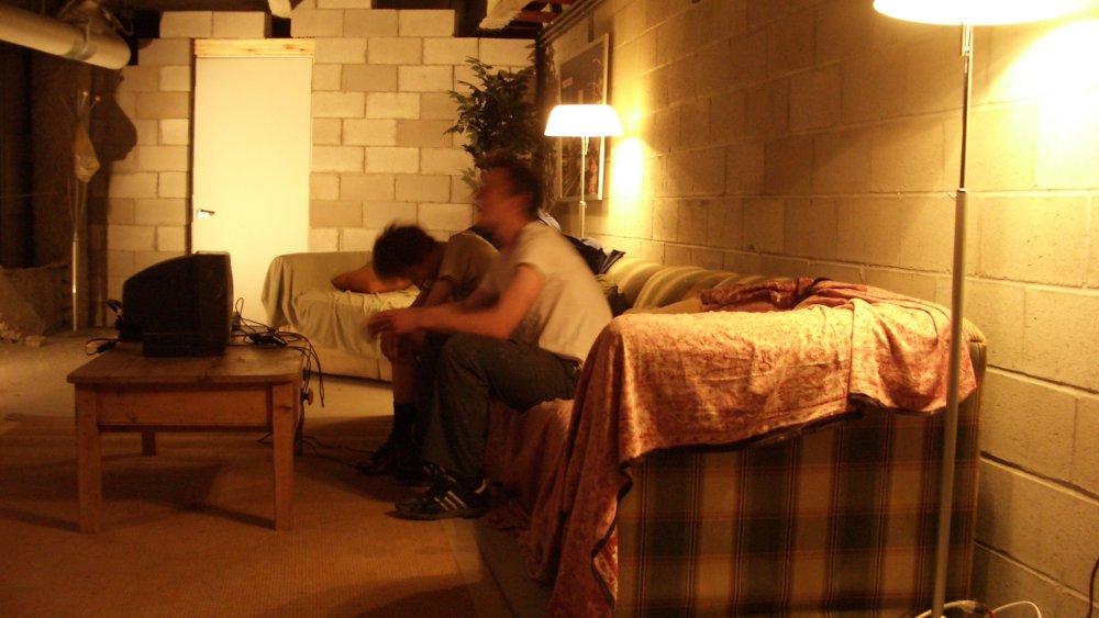 RT for your chance to win tickets to see SECRET MALL APARTMENT at <a href="/CIFFcalgary/">Calgary International Film Festival</a>! The International Doc is a <a href="/sxsw/">SXSW</a> favourite of CUFF Lead Programmer Brennan Tilley!

🎥 ciff2024.eventive.org/films/secret-m…