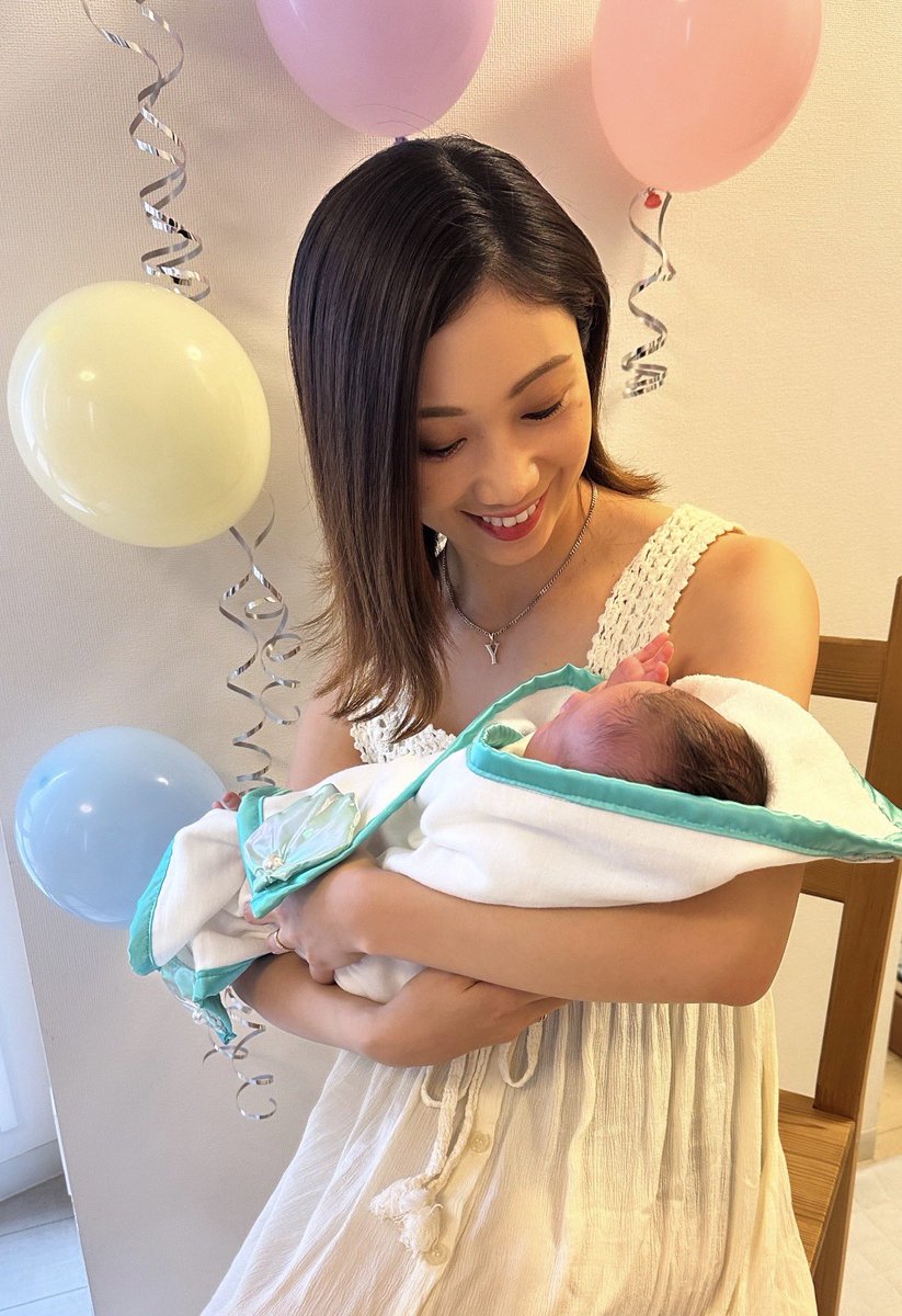 本日は新シーズン決起会！
新拠点になり新たな時代の始まりですね✨
そして私もこの夏に新たな命を授かり出産しました！
先輩ママの華衣さんIchikaさんのように、素敵なママになれるのう頑張ります❤️‍🔥