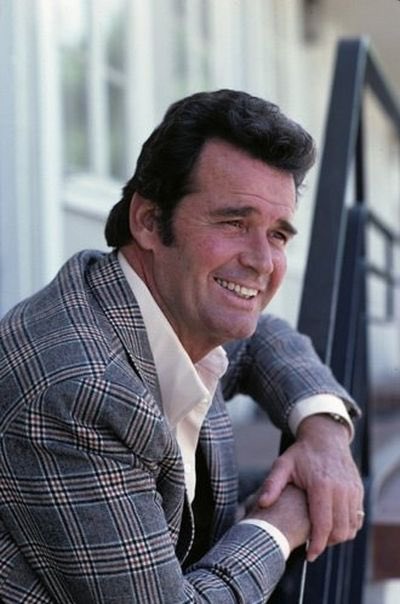 Super Sky Point to the great James Garner on the, can you fucking believe this, 50th anniversary of the debut of The Rockford Files. The GOAT of private investigators. #RIP Jimbo.