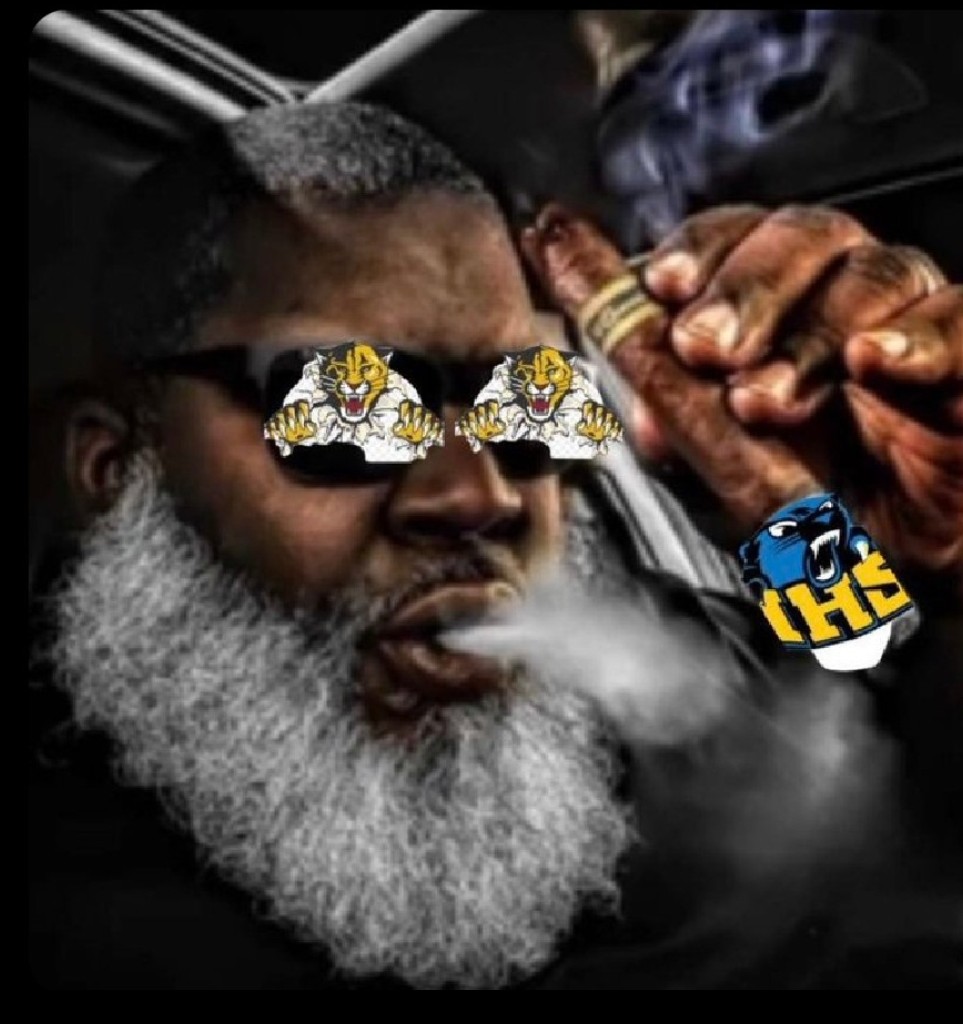 Smokin that nickerson pack 3 years in a row #yallass 56-8