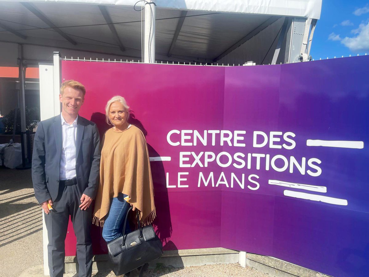 romain_lemoigne's tweet photo. Passionnante journée à la #FoireDuMans avec @MCarolineLePen, @PhOlivierRN et @furet_angeline.

Nombreuses et instructives rencontres
avec des professionnels de l’agriculture #sarthoise.

L’avenir de l’agriculture se joue aujourd’hui : sa protection doit être une priorité absolue. https://t.co/1cgP6gP5UV
