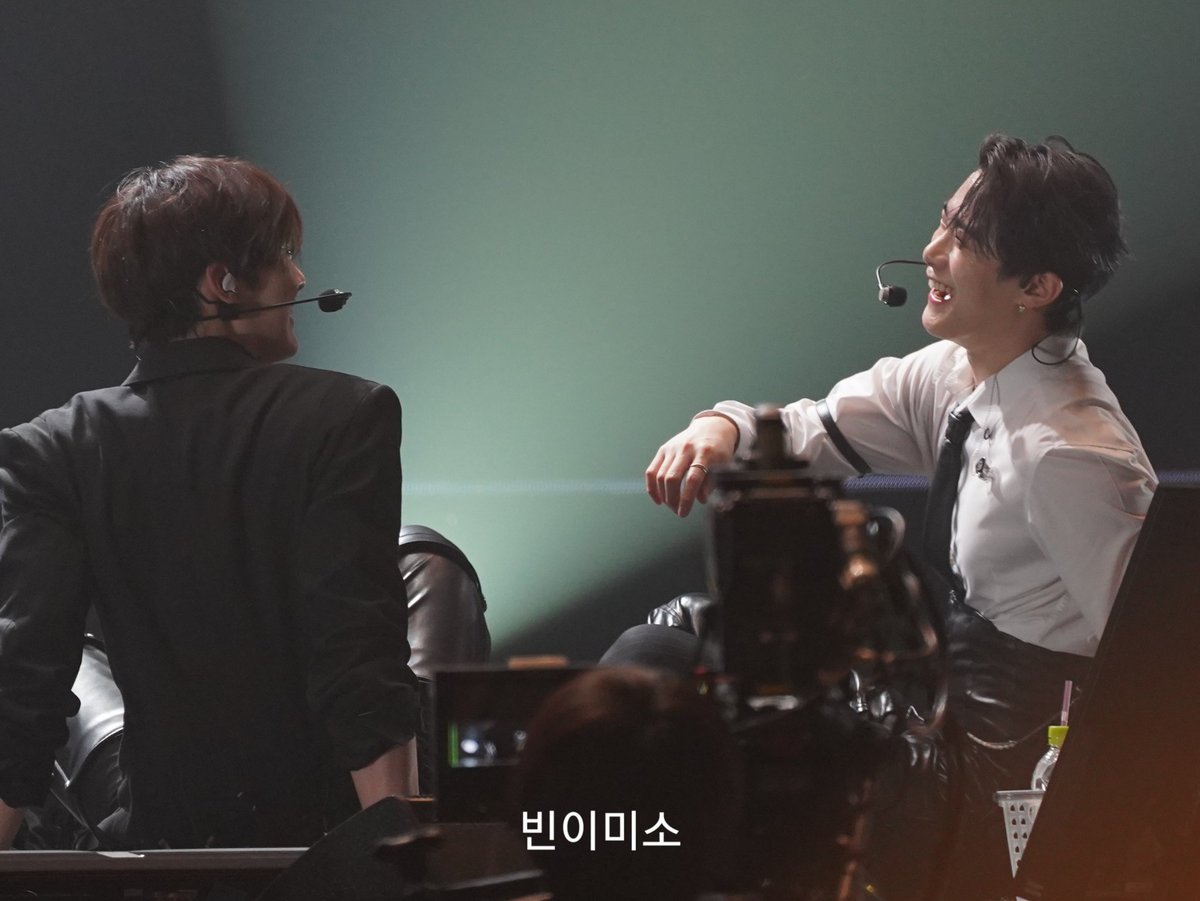 moonbin_smile98's tweet photo. 영원하길..  우리 딴콩.
#딴콩_데뷔4주년_축하해 https://t.co/IOZv9w8Fzr