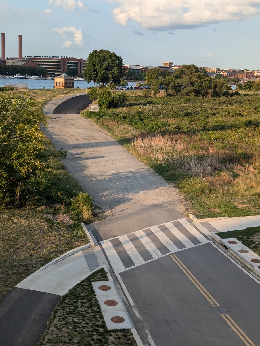 bøşſї tweet media