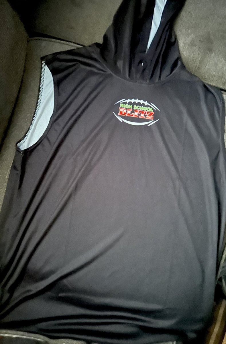 Qabrannon's tweet photo. After a good game last night I received a special gift from @HighSchoolBlitz !! Thank you! #blessed #NeverGiveUp https://t.co/VJz6VR9RAJ