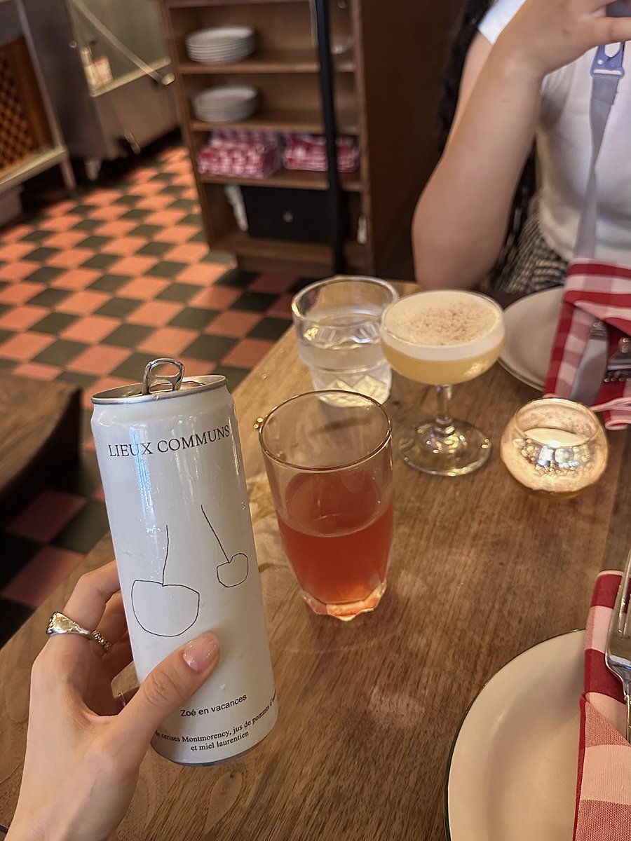 It's really delicious. The environment is nice and cozy.🥂