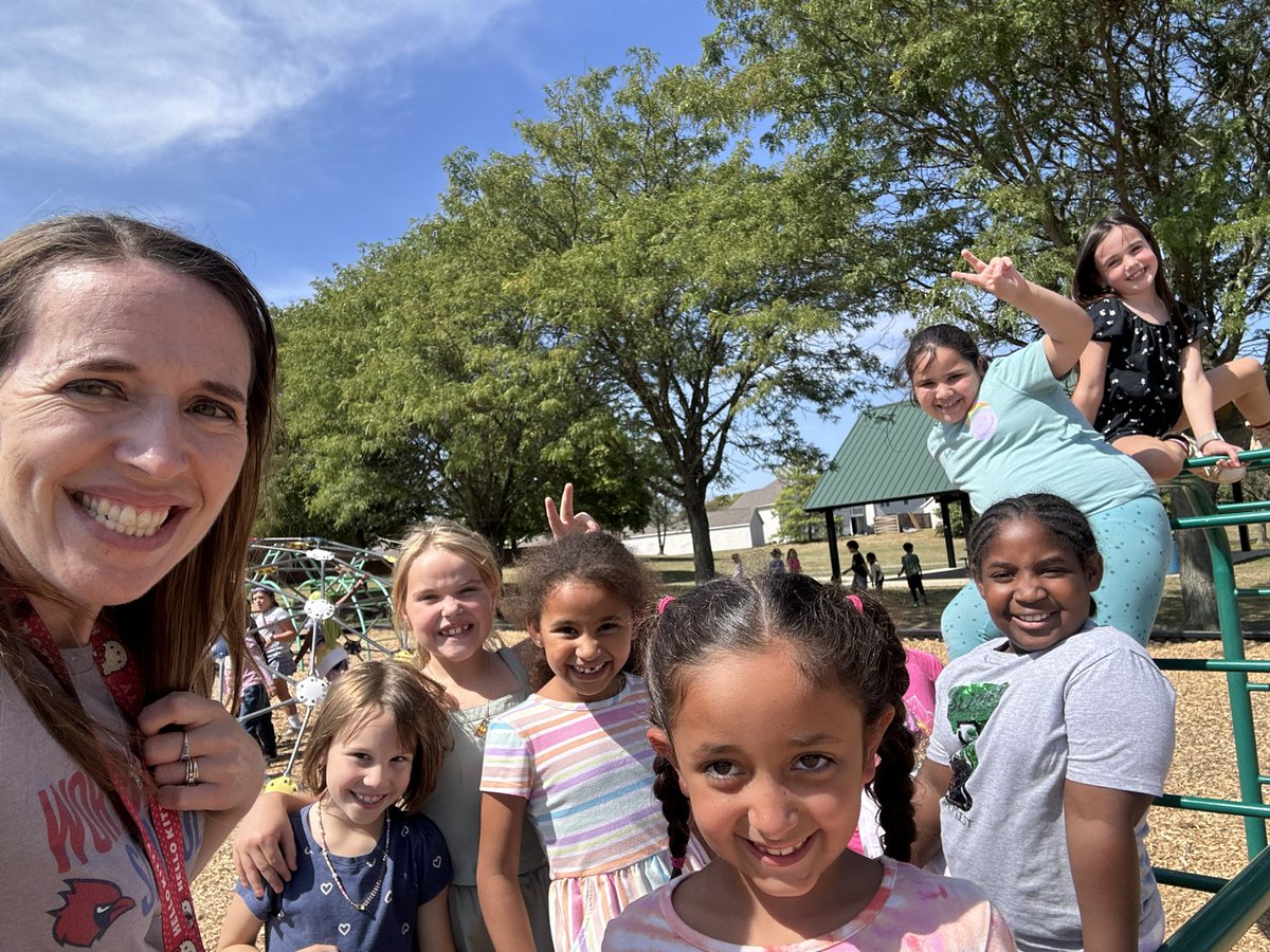 It was a beautiful day for recess with these 2nd graders! <a href="/WoParkSharks/">Worthington Park Elementary School</a> <a href="/wcsdistrict/">Worthington Schools</a>