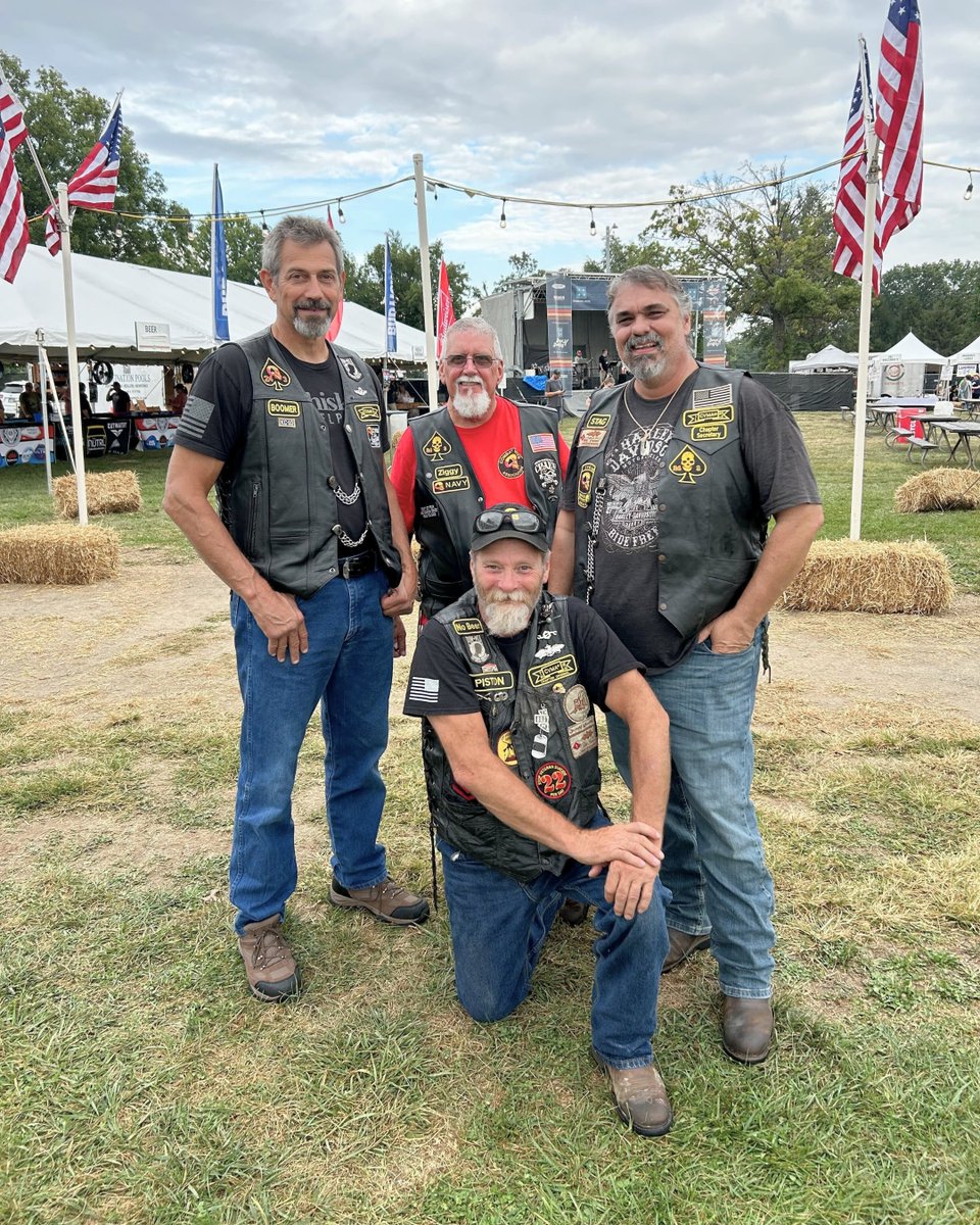 Gates are open! 🇺🇸 #Songs4Soldiers is officially underway – grab your lawn chairs, find your spot, and get ready for a night of unforgettable music and fun!

#S4S2024 #Songs4SoldiersSTL
