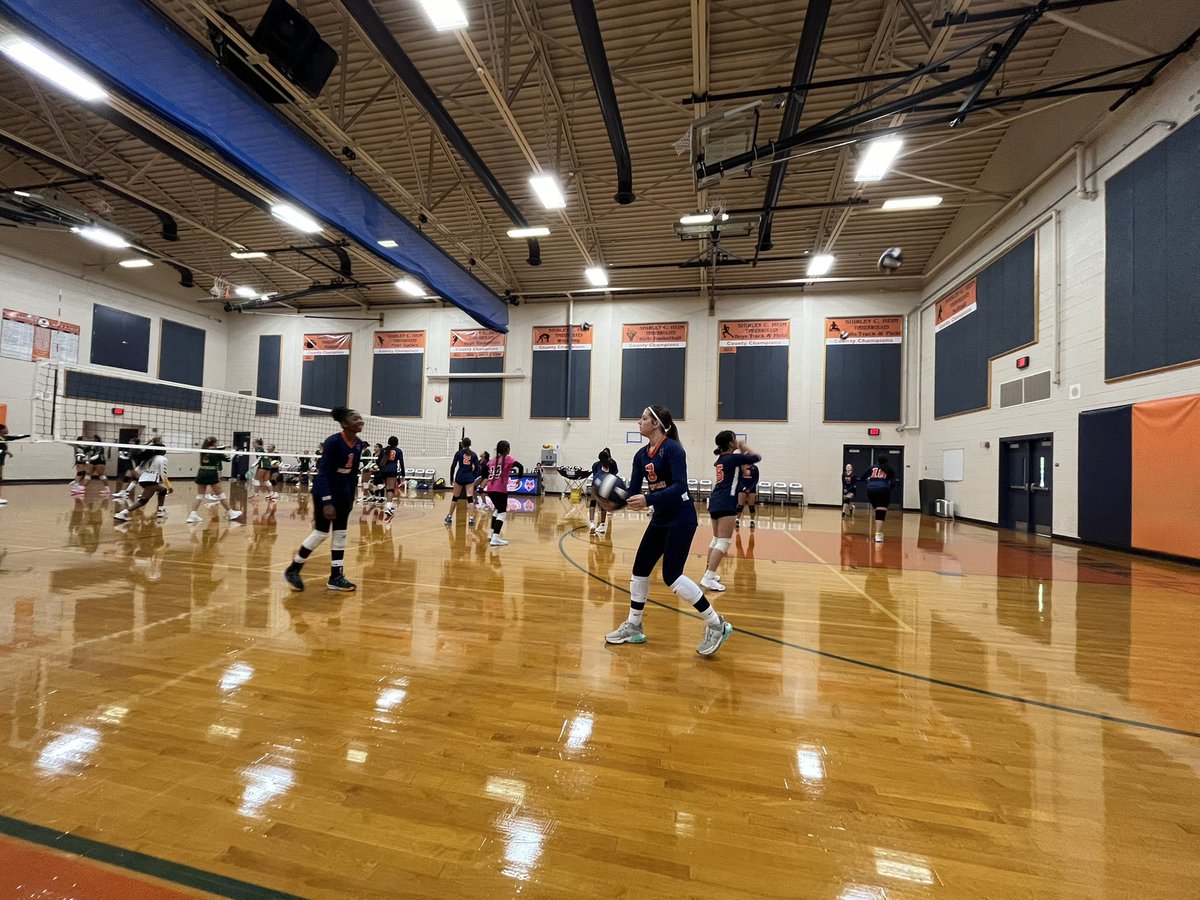 Enjoyed cheering our <a href="/Shirley_Heim_MS/">Shirley Heim Middle</a> Volleyball and Field Hockey vs Gayle tonight! #weareheim