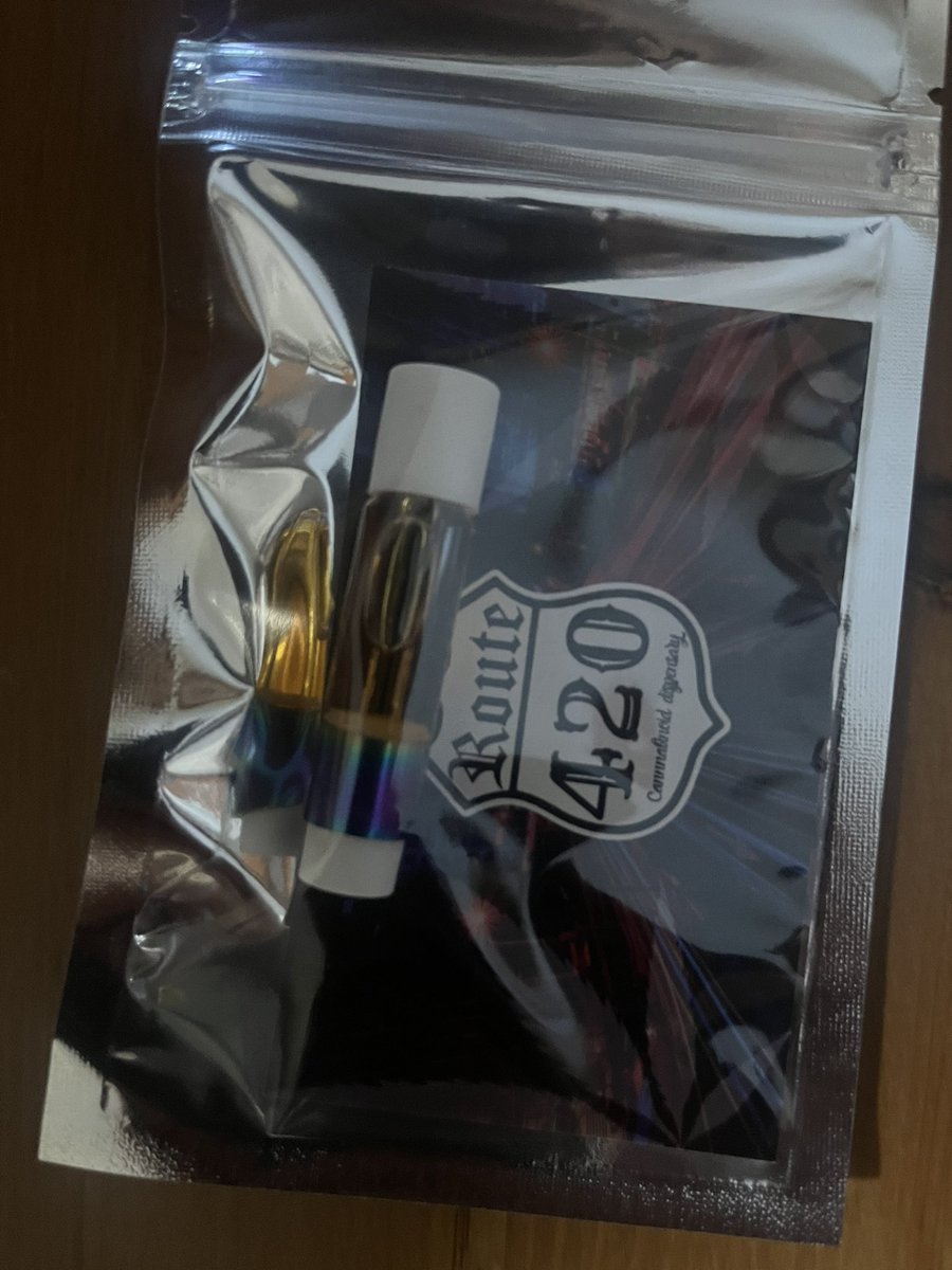 565cbd's tweet photo. @Route420_cbd さんより🎁企画で頂いたCBPリキッド届きました‼️
後日レビューします‼️ https://t.co/4Wu9PJfMTM
