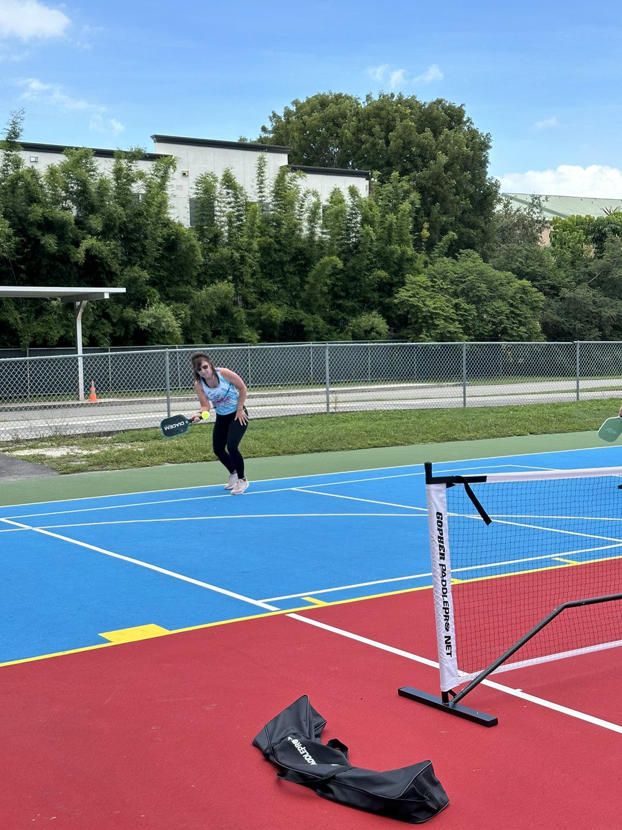 Teach2Survive's tweet photo. Love my Dragon Boat #paddle & not trading it in …But just added a #Pickleball paddle to my accessories! #LearningLoading #WorkInProgress #heart #CoachingNeeded
#HappyHour @BGEC_MiaLks https://t.co/RTyY4JdNN4