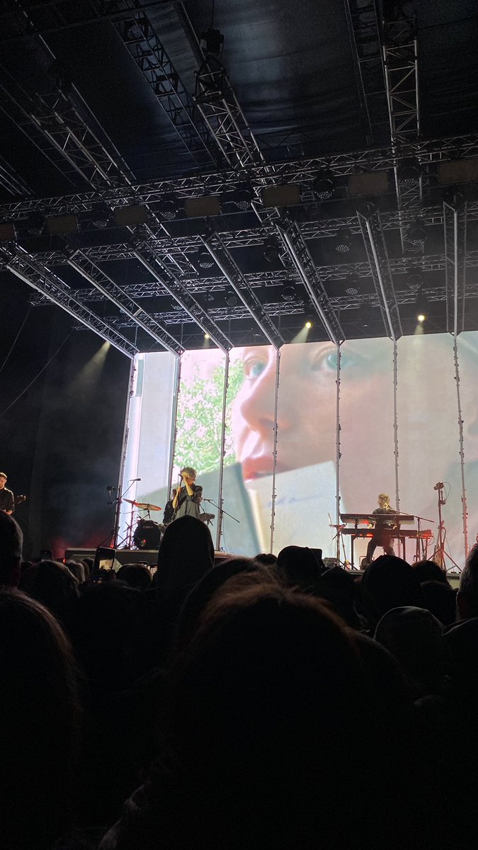 это её «если верить Ренате» меня каждый раз на сотню маленьких Юль дробит