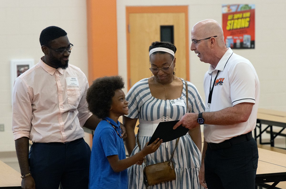 Mark Raygosa tweet media