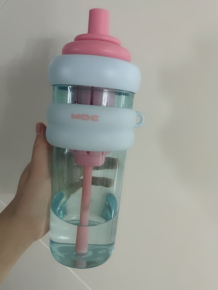 一天整一壶水🤣