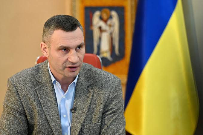 osintel101's tweet photo. #UPDATE The #Ukrainian Mayor #Klitschko reports air defense activation in city/drone fragments falling on utility company IVO #Obolonskyi District following successful interception. #Europe #Asia 🔎
SOURCE: https://t.co/jiwp108O32 https://t.co/gJnmjkJ3zn
