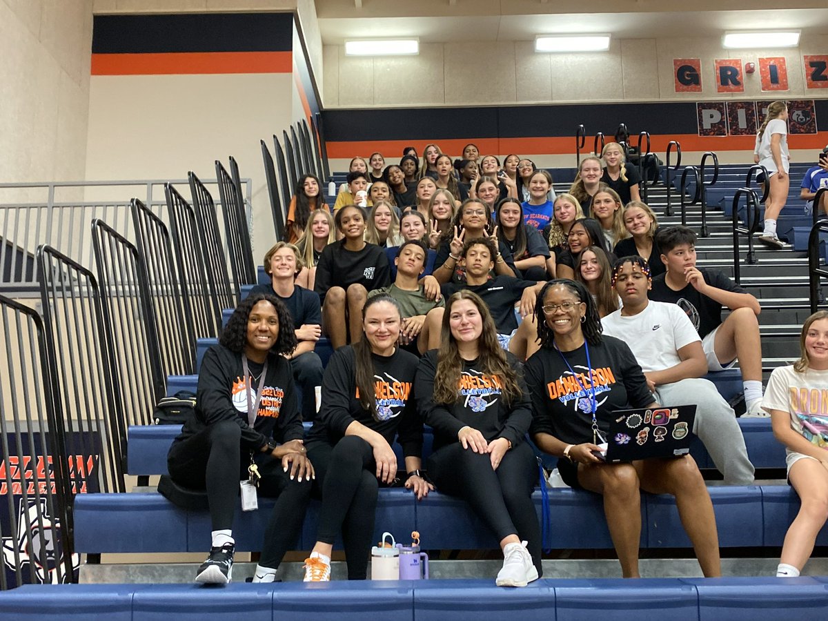 Glenn Grizzly Athletics (@glenn_athletics) on Twitter photo ⭐️🏐DISTRICT OPENER 🏐⭐️
Grizzlies take on Leander High while also getting to celebrate future athletes from <a href="/DanielsonMiddle/">Danielson Middle School</a>!🐻 Let’s go Grizz!! #GrizzlyNation #RiseAboveTheRest ⭐️🏐DISTRICT OPENER 🏐⭐️
Grizzlies take on Leander High while also getting to celebrate future athletes from <a href="/DanielsonMiddle/">Danielson Middle School</a>!🐻 Let’s go Grizz!! #GrizzlyNation #RiseAboveTheRest
