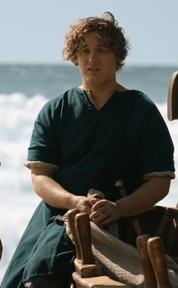 JusticeforBeleg's tweet photo. #ROPspoilers
Everyone is talking about Valandil's death but we forgot all about my boy Ontamo! He died first and now Isil has none of his friends left 😭 https://t.co/bFSaKHWf85