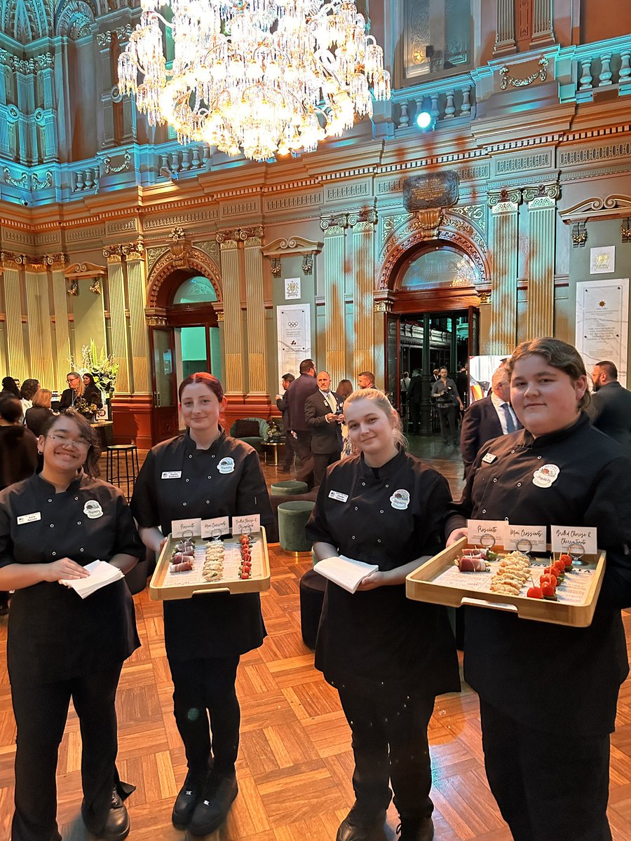 HighIngleburn's tweet photo. IHS Hospitality at the NSW Training Awards 

Last night, students from Y11 Hospitality were invited to assist in catering for the NSW Training Awards at Town Hall in Sydney.
This is our third year at this exclusive black tie event where we were one of only two schools asked to showcase Hospitality VET in public education.
Students prepared a selection of pre dinner canapés at school that they then served to award recipients, guests and dignitaries on the night.
Our students were once again highly praised for their culinary skills, their excellent service and their fantastic attitude! 
Thank you to Mrs Hull, Mrs Musgrove and Mrs McMurdo for their dedication in supporting our students in this exciting opportunity.@CathyArgyle @_iEndo @k_rigas @DebSummerhayes @dizdarm
