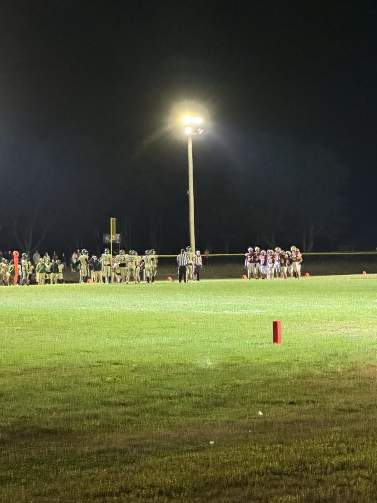 Sam Botelho (@coach_botelho) on Twitter photo Old Colony up 8-0 over Greater New Bedford at the half
Good luck Cougars! <a href="/OCCougarFootbal/">Old Colony Football</a> <a href="/AthleticCougars/">Cougar Athletics</a> <a href="/SC_Varsity/">SouthCoast Varsity</a> Old Colony up 8-0 over Greater New Bedford at the half
Good luck Cougars! <a href="/OCCougarFootbal/">Old Colony Football</a> <a href="/AthleticCougars/">Cougar Athletics</a> <a href="/SC_Varsity/">SouthCoast Varsity</a>