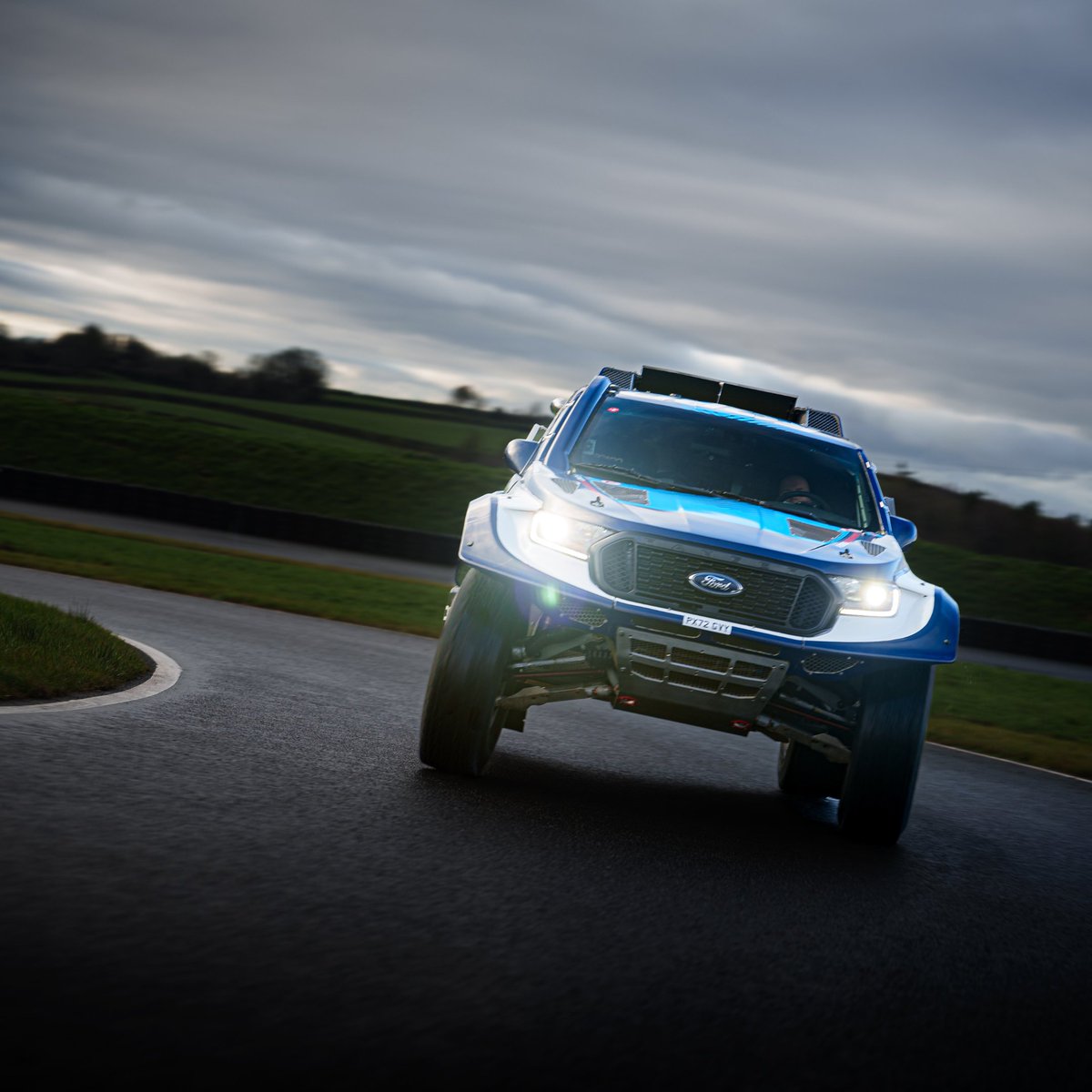 ColleyFordCA's tweet photo. Push the limits with the Ford Ranger! For those who crave speed and precision, this is your ultimate machine.

Experience the thrill at Colley Ford. 🏁💨 Learn more through the link in our bio!
#FordPerformance #ColleyFord #Racing #SpeedAndPower https://t.co/NorgJT8Y8f