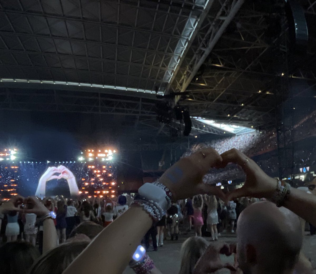 mxllymckenzie's tweet photo. @taylornation13 https://t.co/7NICnNPT7o