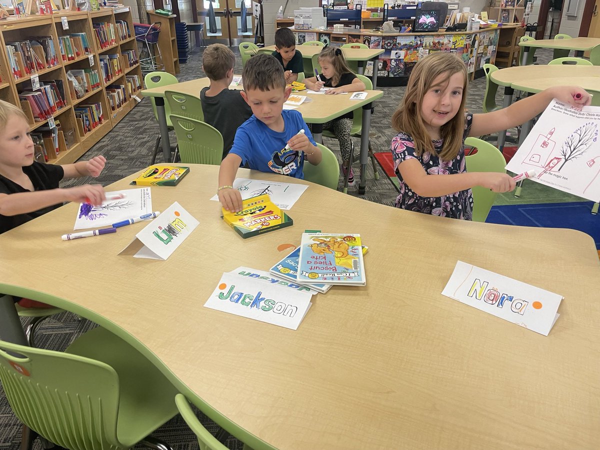 KCS_JeffLibrary's tweet image. Kindergarten library students are reading, “Tap the Magic Tree” this week and creating their own page for the book illustrating which season appears when the magic tree is tapped. @KCS_Libraries @KCS_Jefferson