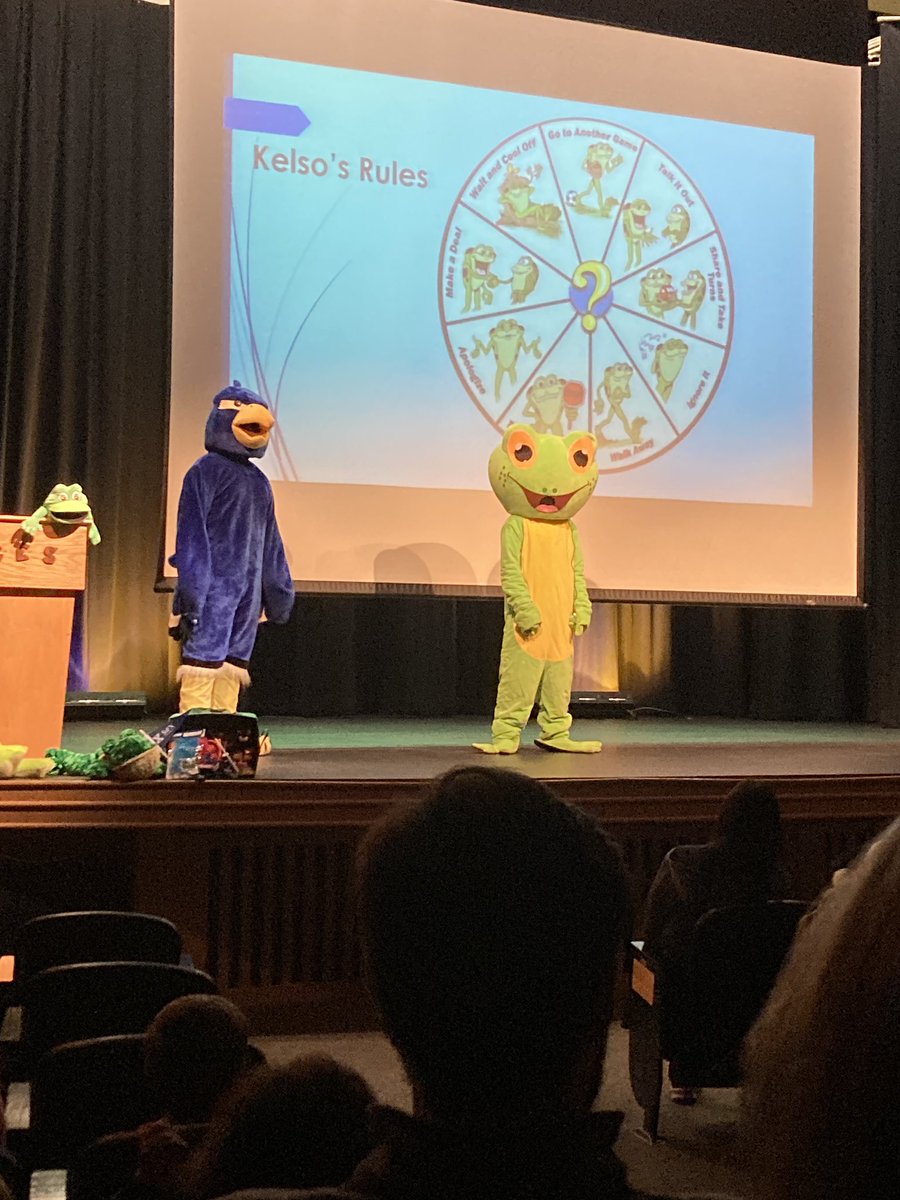 ChedECGA's tweet photo. Kelso and Blue Eagle dropped by today to visit our elementary classes today! https://t.co/Hv4Vyo91Hp