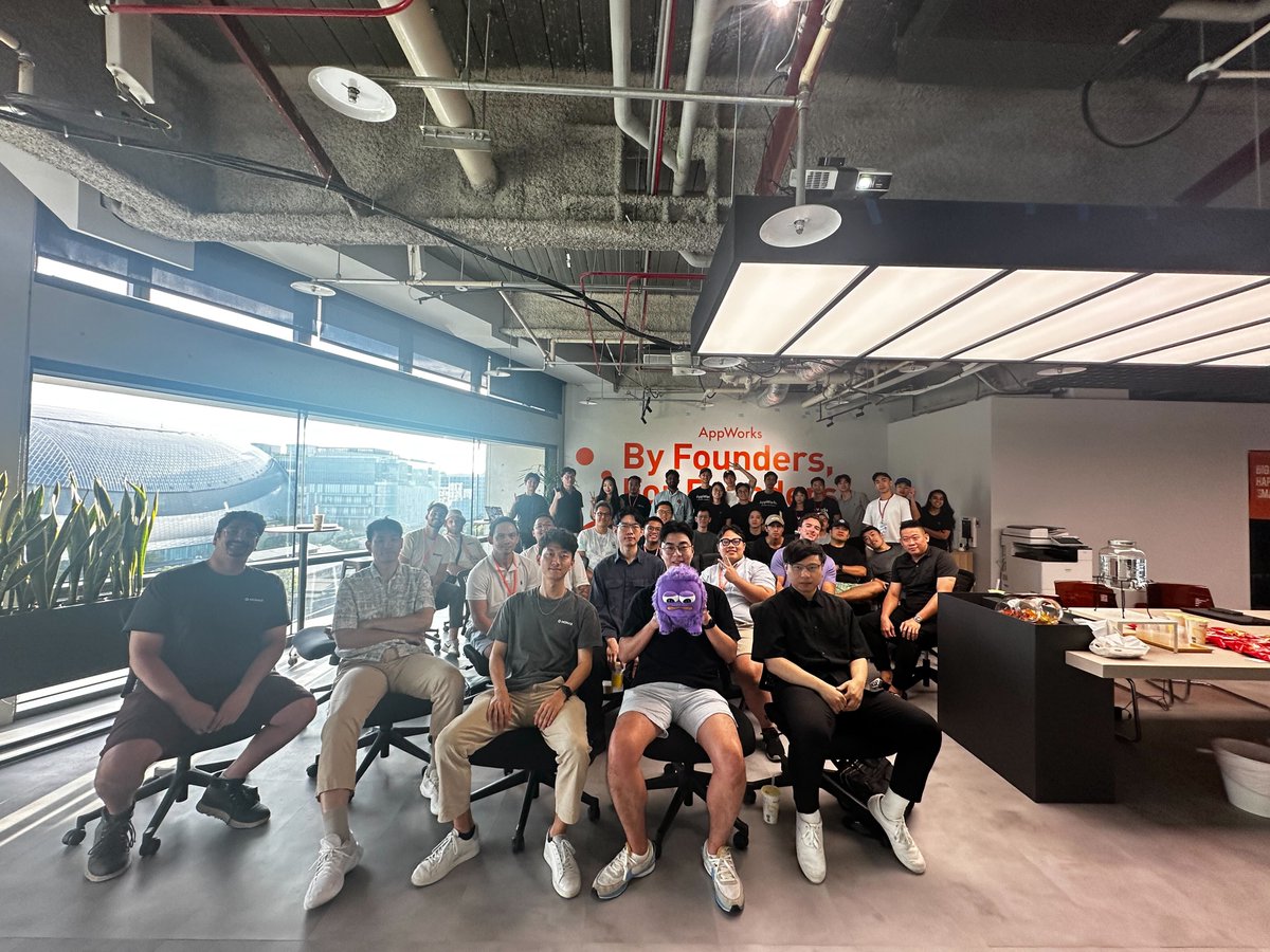AppWorks's tweet image. Welcome AW#29! 🚀 A New Journey Begins

Exciting times at AppWorks Accelerator as we officially kicked off AW#29 with an incredible retreat in Taiwan! We were thrilled to welcome a diverse group of founders, many of whom flew in from across the globe to embark on this journey…