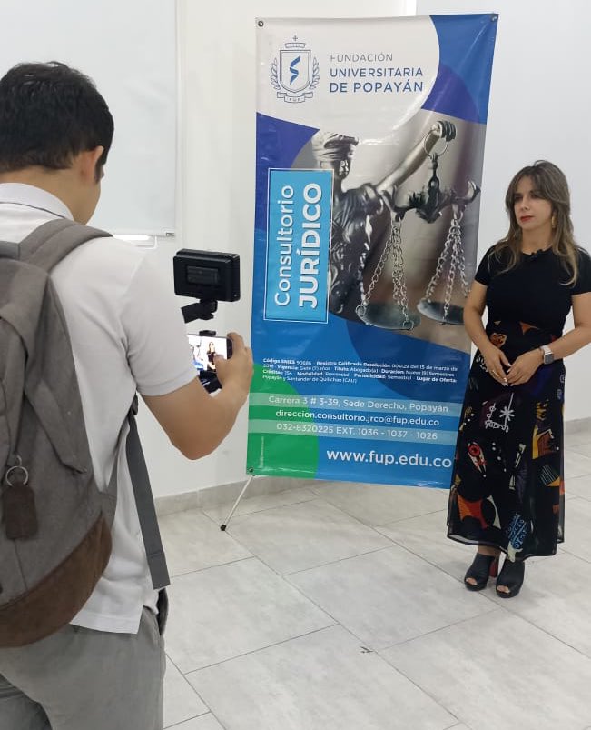 El superintendente de Notariado y Registro, <a href="/RoosveltRodri/">Roosvelt Rodríguez</a>, participó en el Quinto Taller de Participación Estudiantil, en la 📍Fundación Universitaria de Popayán.