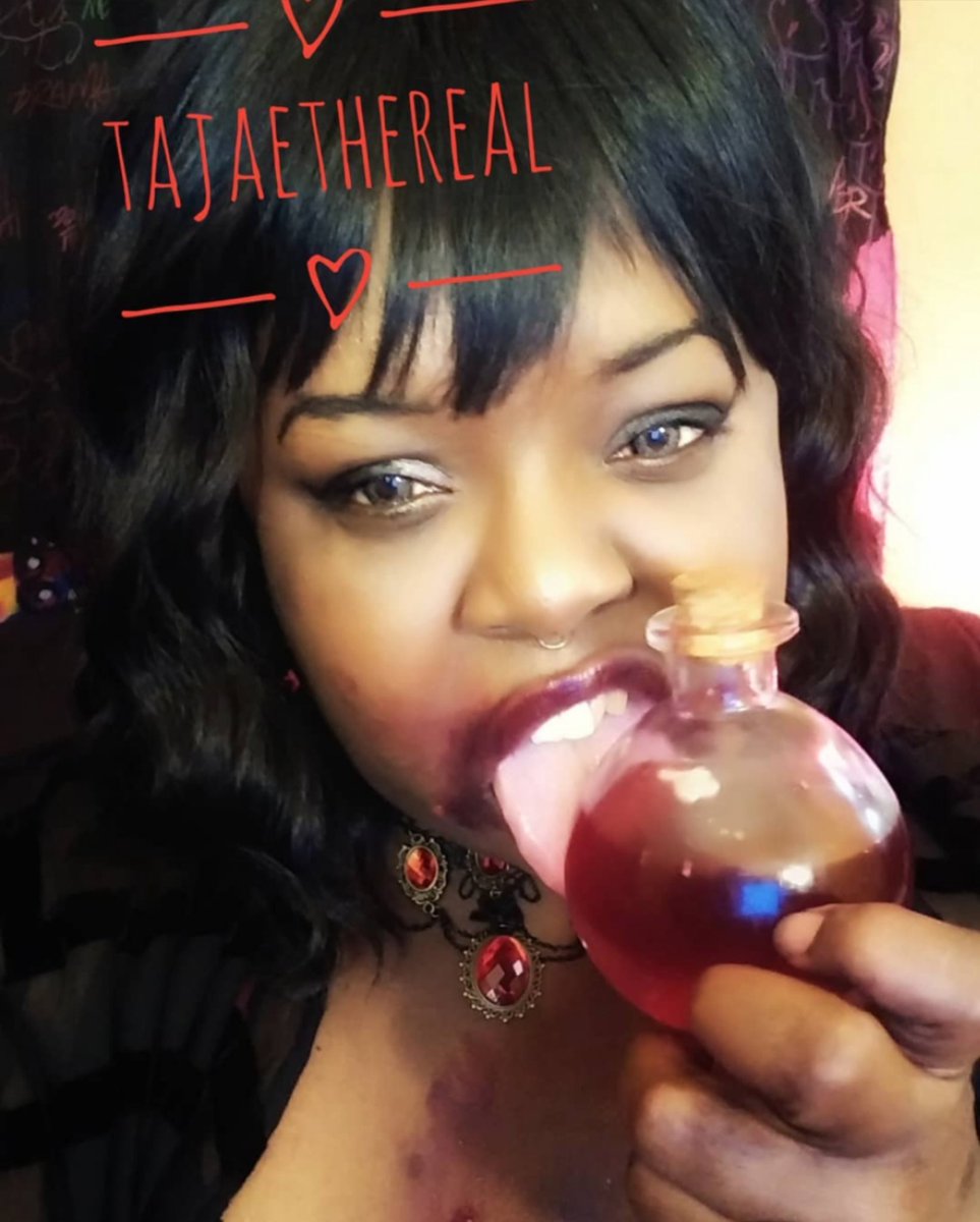 I'll be up all night watching scary movies. Drop in and let's have some wicked fun for Friday The 13th.

Call me at 1-800-863-5478
ext: 03598704 or visit me here niteflirt.com/phonesex/homep…