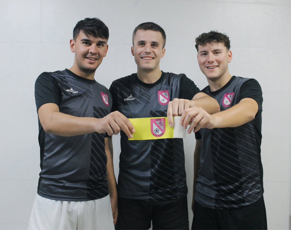 AFICIONADO | ©️ Capitanes 

Os presentamos a Anhelillo, Liébana y Rici, capitanes de nuestro Aficionado en la temporada 2024/25

#somosfamilia