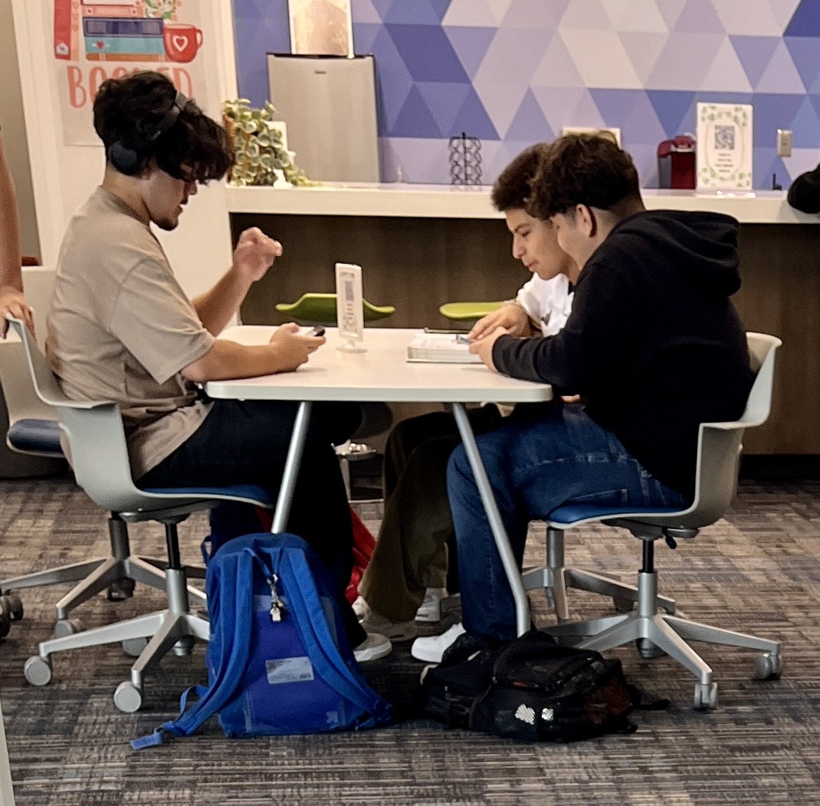 thegoodread's tweet image. It’s #nationallibrarycardsignupmonth! I love helping my students, like this one here, sign up for @northchannellibrary cards and use the @LibbyApp - also #origami, sharing a busy box, and sharing a great #book! @KingHSPanthers
