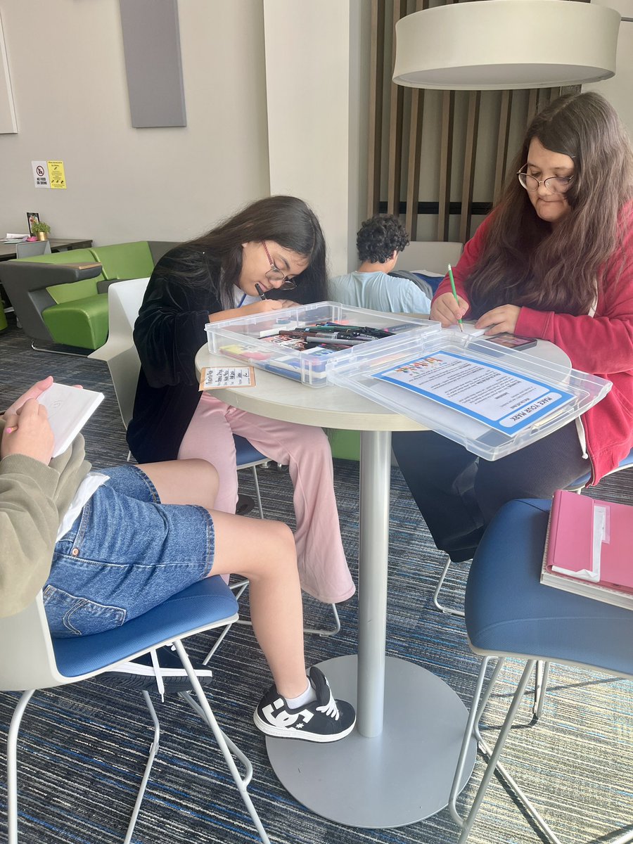 thegoodread's tweet image. It’s #nationallibrarycardsignupmonth! I love helping my students, like this one here, sign up for @northchannellibrary cards and use the @LibbyApp - also #origami, sharing a busy box, and sharing a great #book! @KingHSPanthers