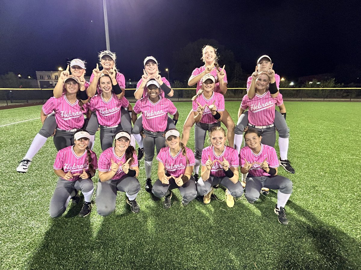 4-1 W over Tattnall Square to start off our trip to Chattanooga at the SCORE INVITE! <a href="/gwendolynehill/">Gwendolyn Hill</a> pitched a complete game allowing 5 hits &amp; 8Ks. Offensively led by <a href="/RaysorGabrielle/">Gabby Raysor 2028</a> <a href="/McculloughAddi/">Addi McCullough 2025</a> <a href="/gwendolynehill/">Gwendolyn Hill</a> <a href="/JThornhill07/">Jaycee Thornhill</a> <a href="/laurenkyranakis/">Lauren Kyranakis 2026</a> <a href="/Juls_Huber/">Juls Huber</a> 
#WFAW 🦁 <a href="/GDPsports/">Gwinnett Daily Post</a>