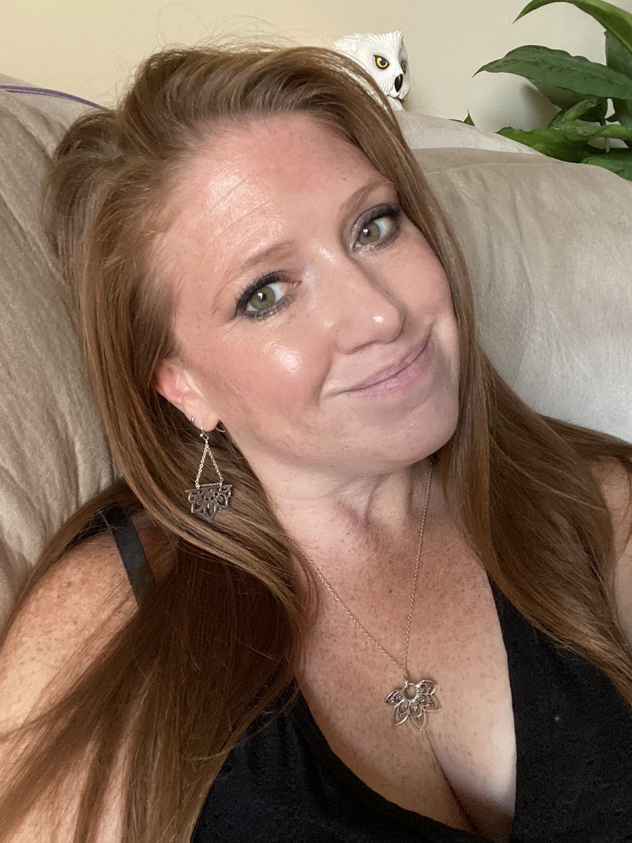 #CampCrystalLakeSurvivalTips

Be in your 40s. 😉