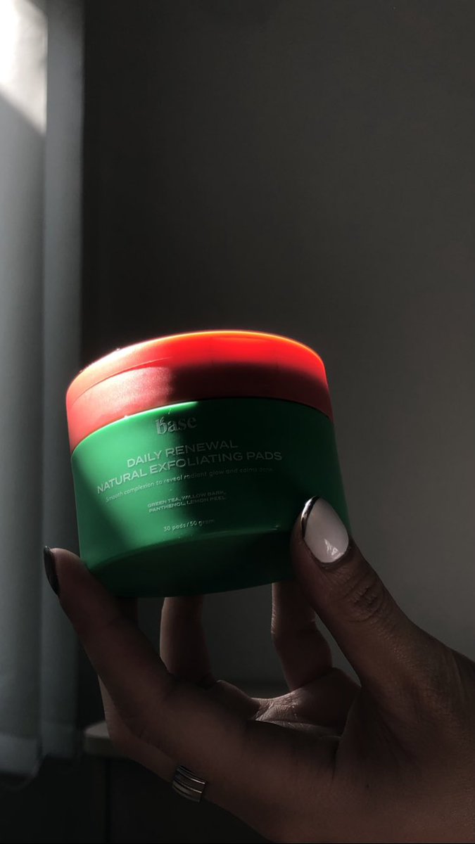 itsmybase's tweet photo. Our Hero Products! ✨

reply di bawah kamu favorit kamu yang mana! siapa tau bisa kamu bawa pulang 😉

#racuninskincare #ItsMyBASE https://t.co/CSxmT6USdz
