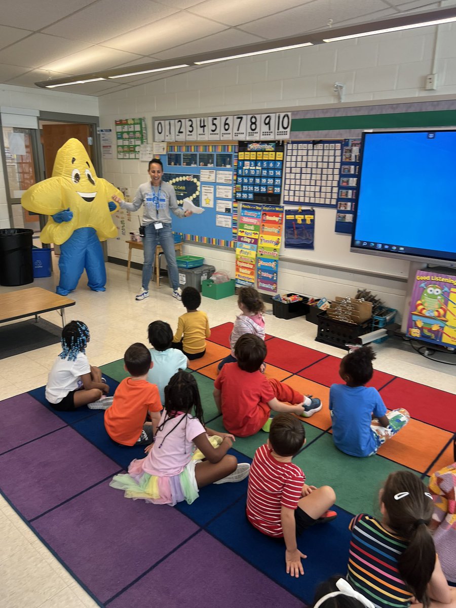Top Quality (TQ) Star made their appearance in classrooms this week to talk about being Responsible, Responsible, and Safe. The Kindergarten students were super excited to see TQ 🌟 and learn about  Ashburton’s expectations. #tqtweet <a href="/TQStarCounselor/">Andrea Gillespie</a>