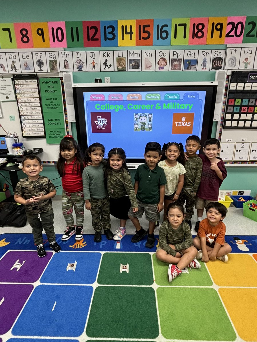 Look at our amazing Pre-K Grizzlies supporting College and Career week by dressing up each day ⭐️ A bright future is ahead 🐻 #WeAreGibson #UnleashYourInnerGrizzly <a href="/CCISD_PreK/">CCISD PRE-K</a>