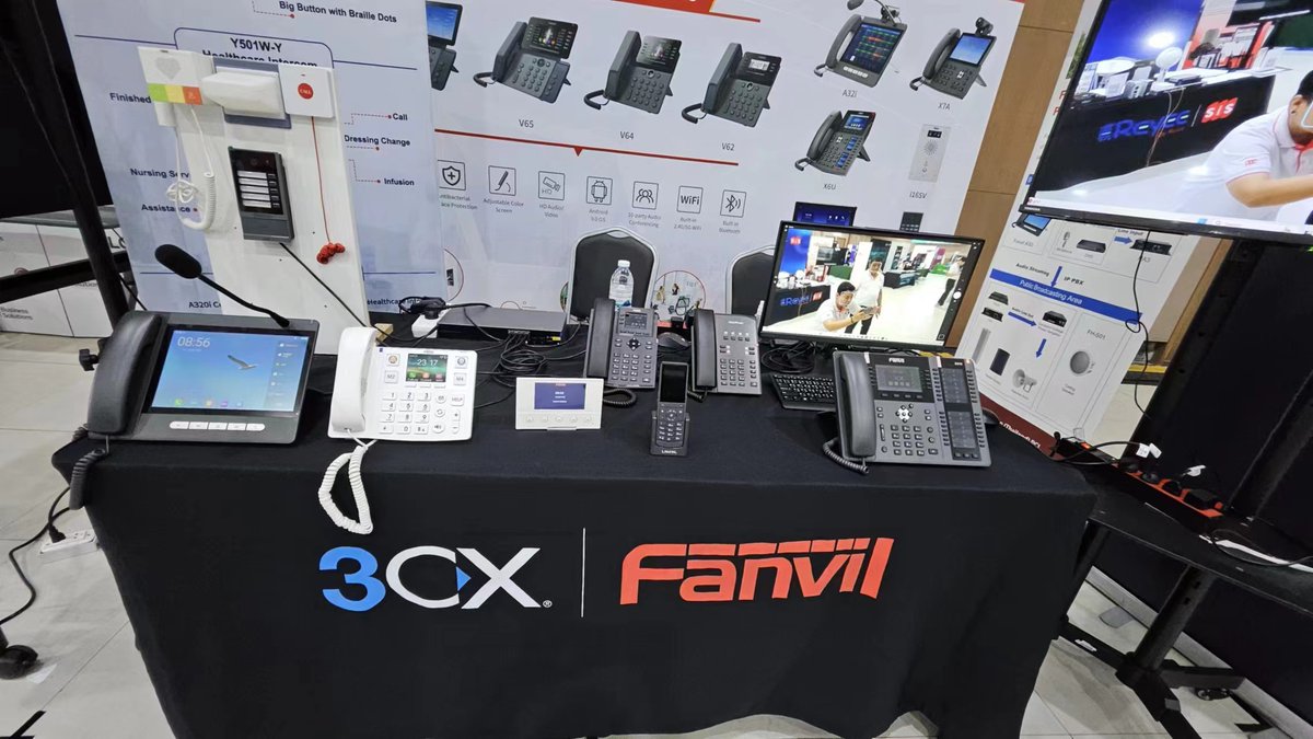 FanvilOfficial's tweet photo. #Fanvil #LINKVIL #SiS #Thailand
๐ We're thrilled to have wrapped up an incredible time at the Thailand Tech Showcase! A huge thank you to our amazing partner #SiS, and to all the participants who visited us at the show. Your ongoing support and made this event a success! https://t.co/WhapUKrcl3