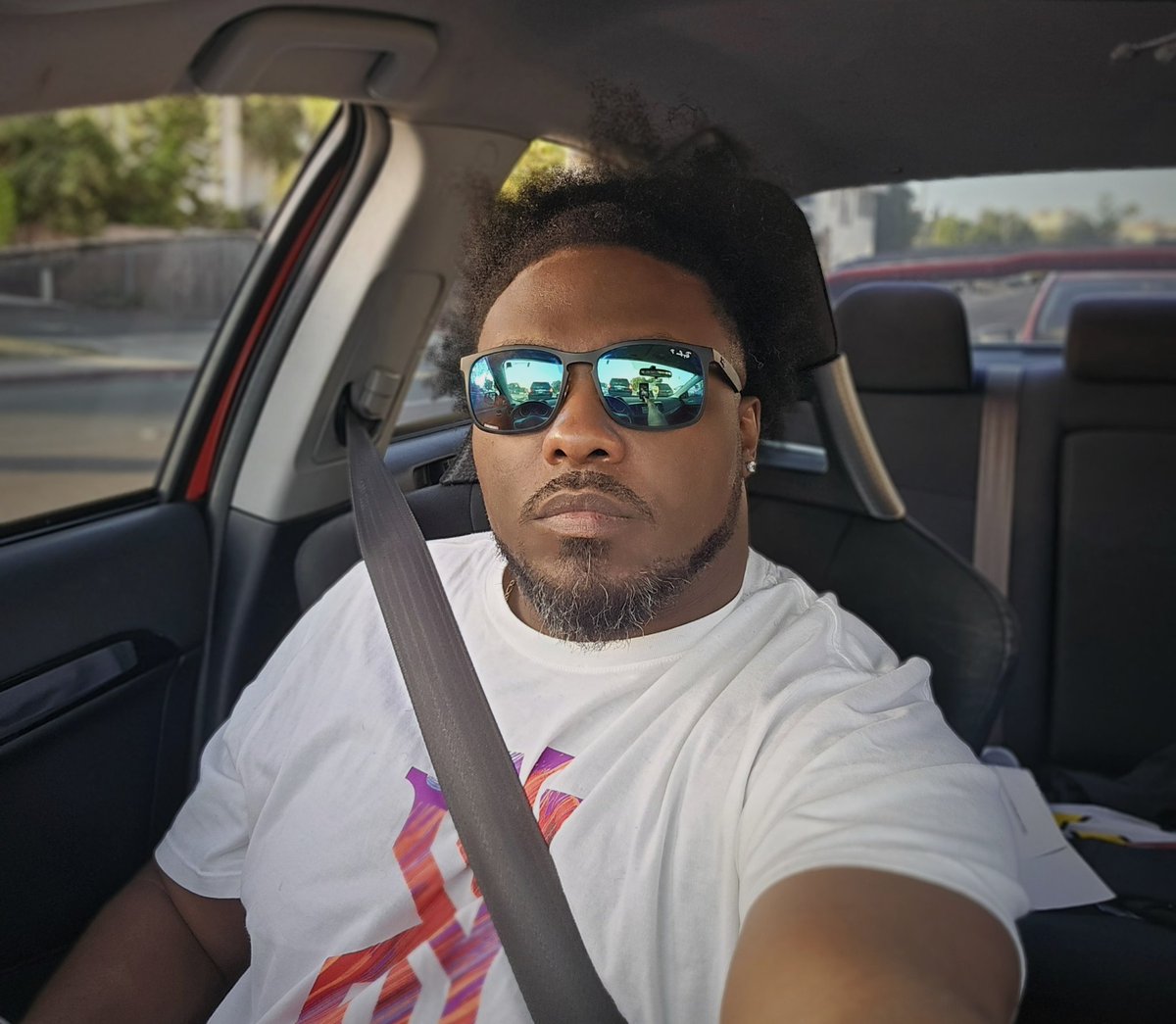 Haven't posted a picture in a while! Hope everyone is doing well! #selfie #sandiego