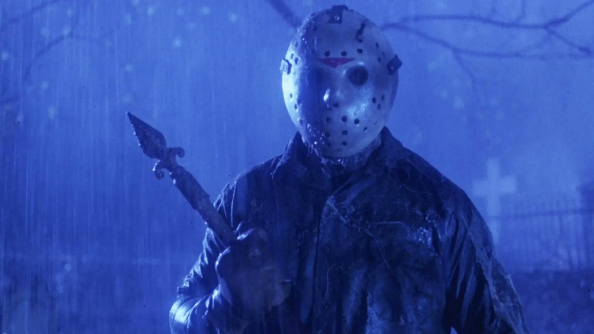 RanesHook's tweet image. #FarOutFriday - FRIDAY THE 13TH, PART VI: JASON LIVES (1986) - Massacre survivor #ThomMathews returns to Camp Crystal Lake to finish what he started, only to find unstoppable slasher juggernaut #JasonVoorhees ready for another gory throwdown!