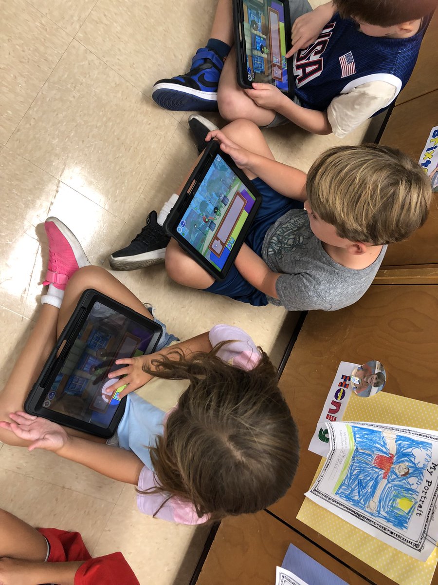 StewartBobcats's tweet photo. We’re having so much fun exploring different programs during technology rotations!  💻 So far we’ve tried math, @readingeggs, and @codesparkapp!  Teamwork, problem solving and learning new skills! @BanyanBobcats 🐾🐾 https://t.co/x5l857RrzE