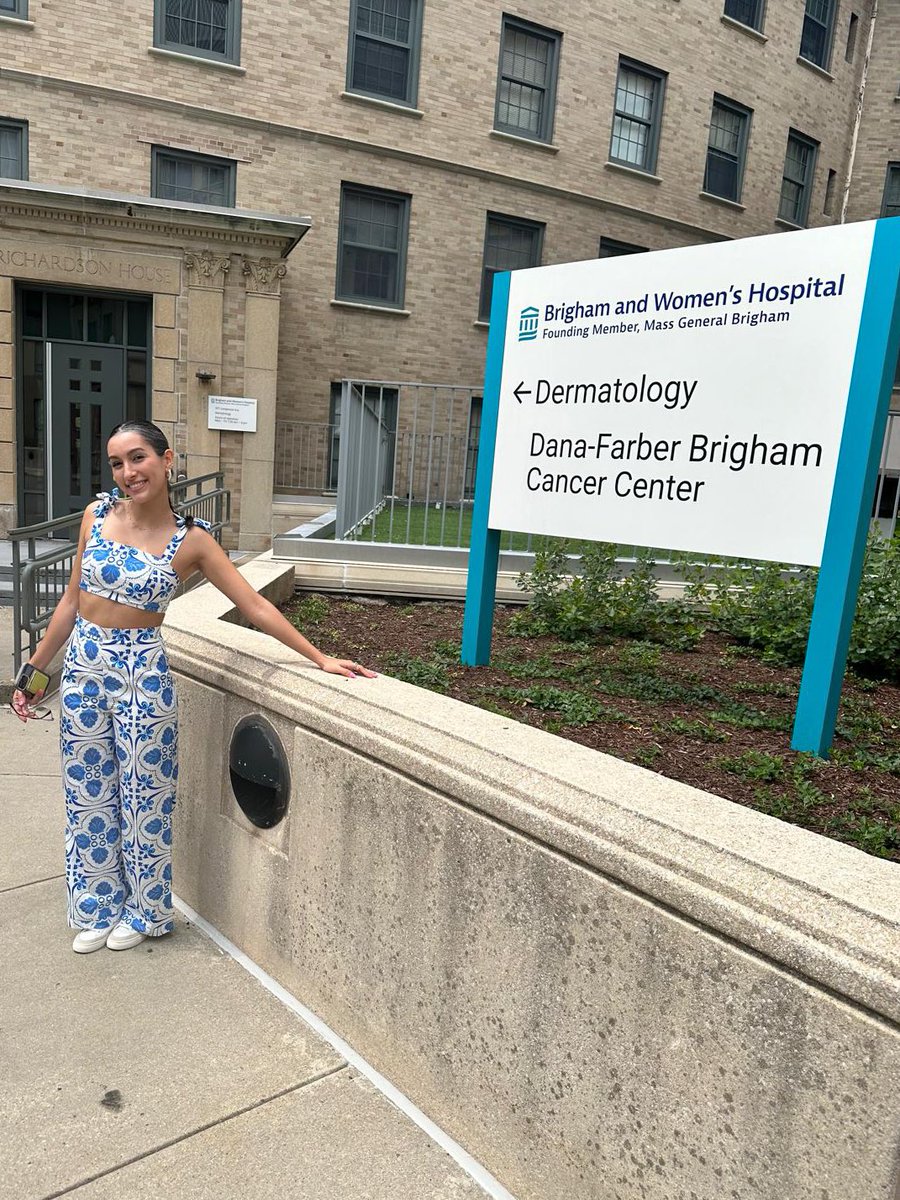 María Vázquez-Machado tweet media