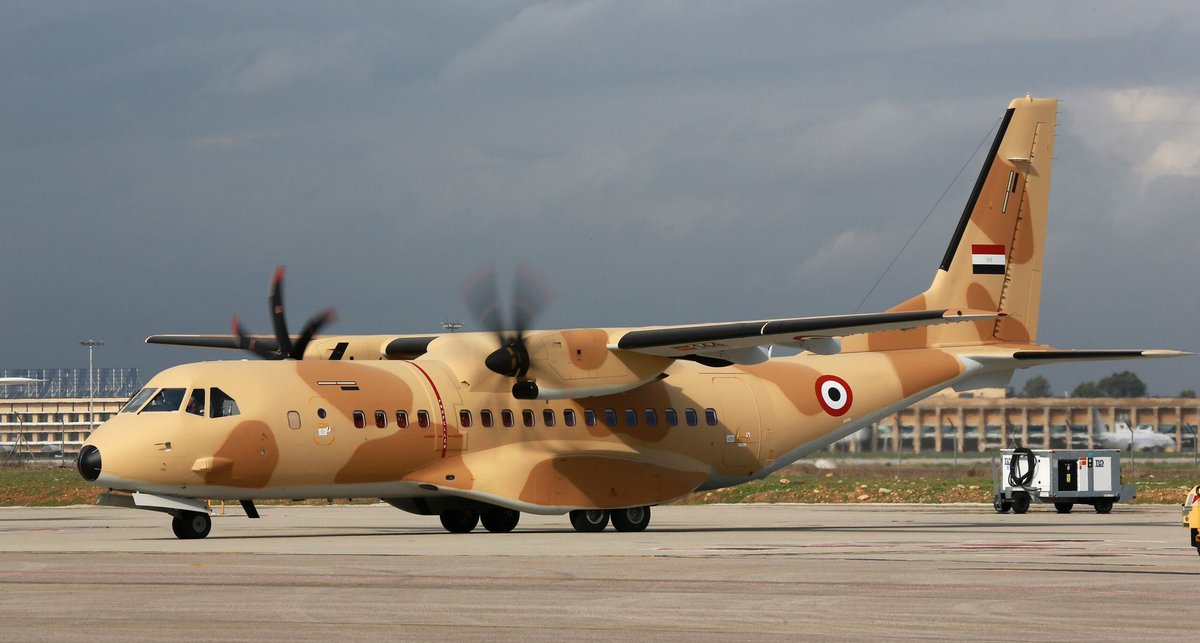 _abdez254's tweet photo. military cargo planes have been arriving in Mogadishu,delivering large quantities of weapons to deliver military equipment  Some of the weapons have been moved to Hiiraan region near Ethiopian border, where the Hawiye regime in Mogadishu intends to deploy Egyptian military https://t.co/fiT7JRX83i