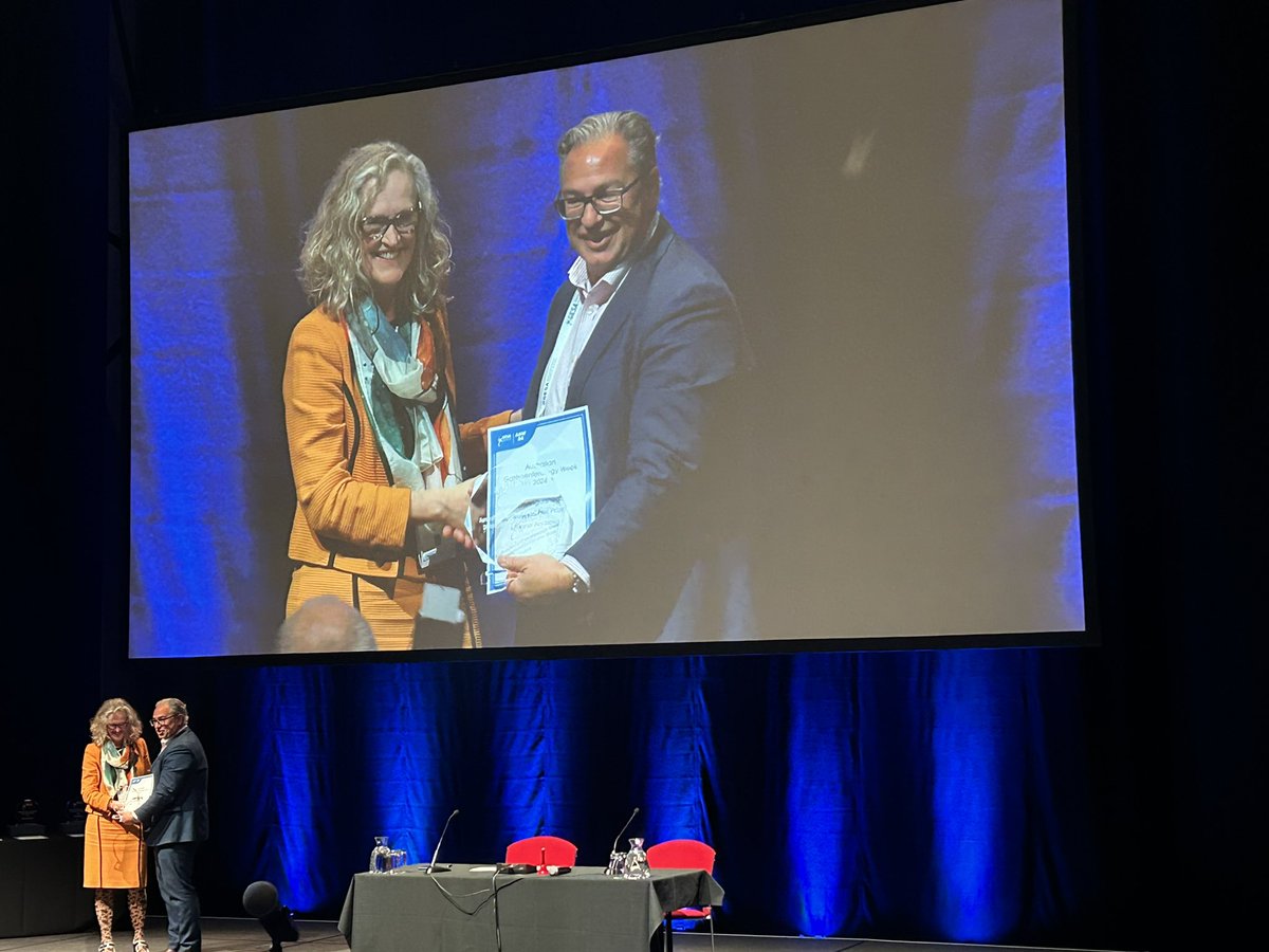 DocKateLynch's tweet image. Congratulations to mentor and colleague, Professor Jane Andrews for being awarded the Distinguished Researcher Prize at #AGW2024. A truly remarkable accomplishment!