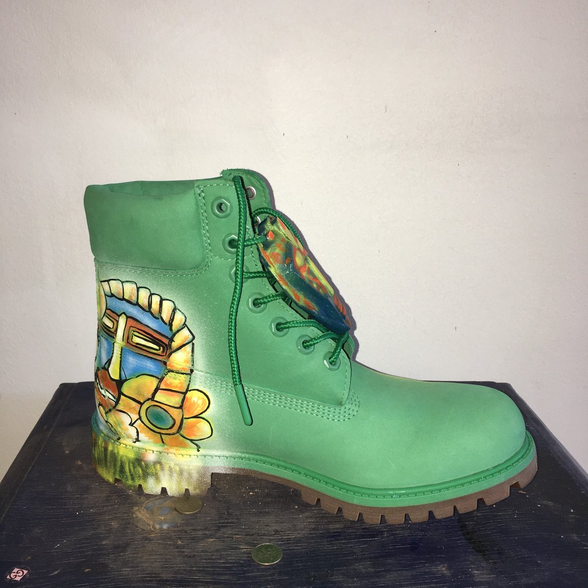 MARCYMANE's tweet image. Airbrush + 3D print @Timberland #leftboot