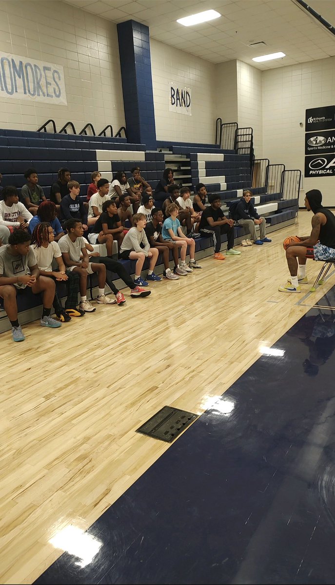 Thank you to Brooklyn Nets Guard Keon Johnson for speaking to our team yesterday! We wish you the best of luck this year!